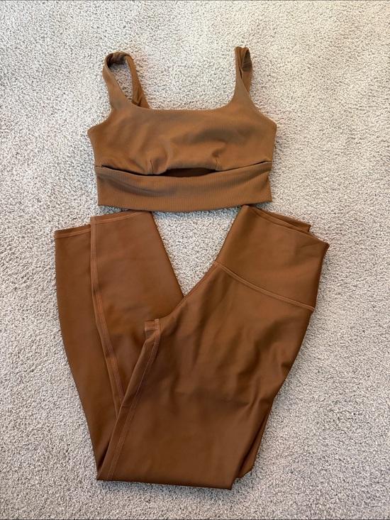 ALO Yoga Pants - Alo Yoga Brown Set